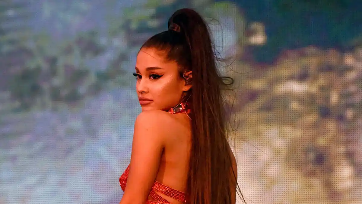 Ariana Grande Leaves Stage