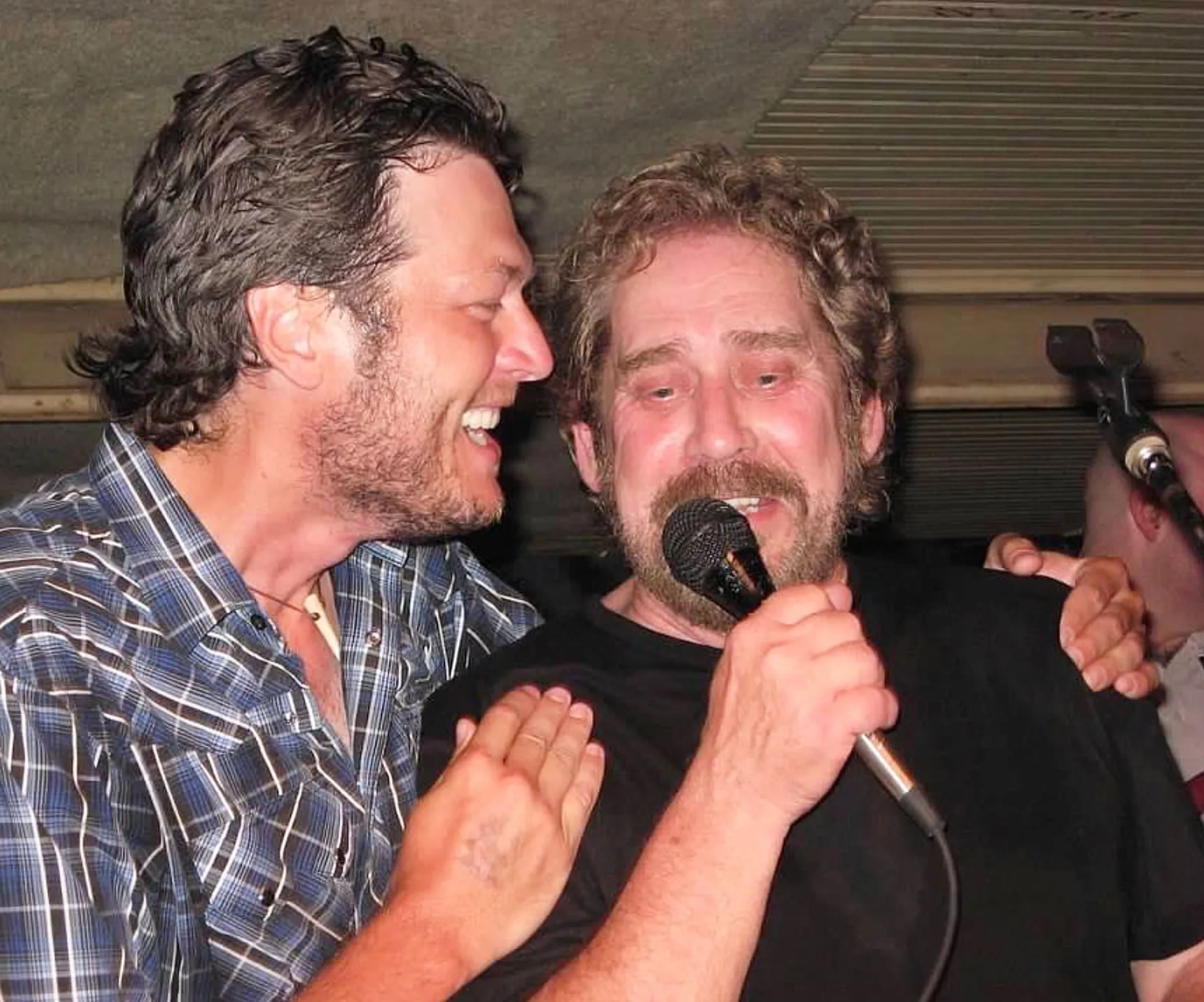 Blake Shelton Mourns Country Singer Earl Thomas Conley