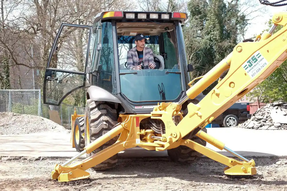 Breaking Ground! Brad Paisley's 'Free' Grocery Store Under Construction