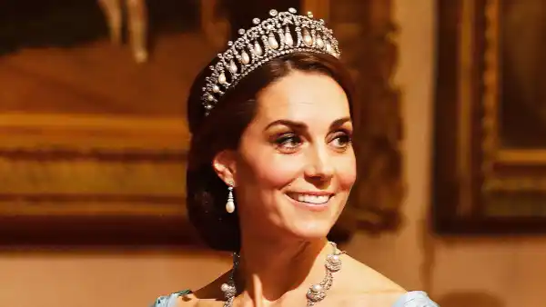 Crown Duchess Kate middleton crown jewels The Imperial State Crown blue dress state dinner