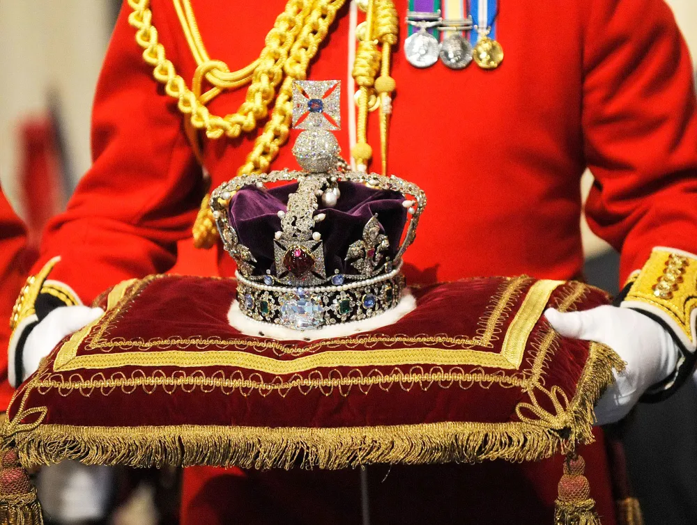 Crown Duchess Kate middleton crown jewels The Imperial State Crown blue dress state dinner