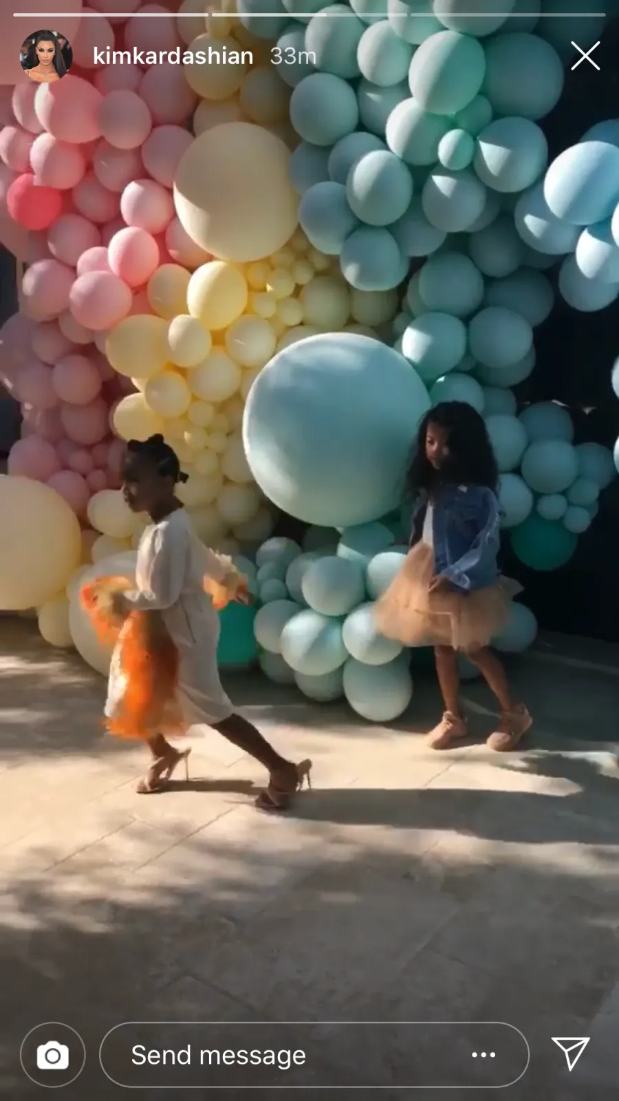 Khloe Kardashian and Daughter True Wear Matching Blue Dresses at Her 1st Birthday Party