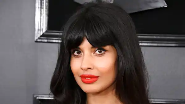 Jameela Jamil Spotlights ‘Boob Stretch Marks’ Amid Kardashian Feud