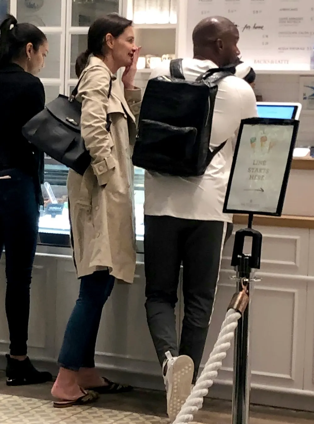 Jamie-Foxx-and-Katie-Holmes-back-together-ice-cream-shop