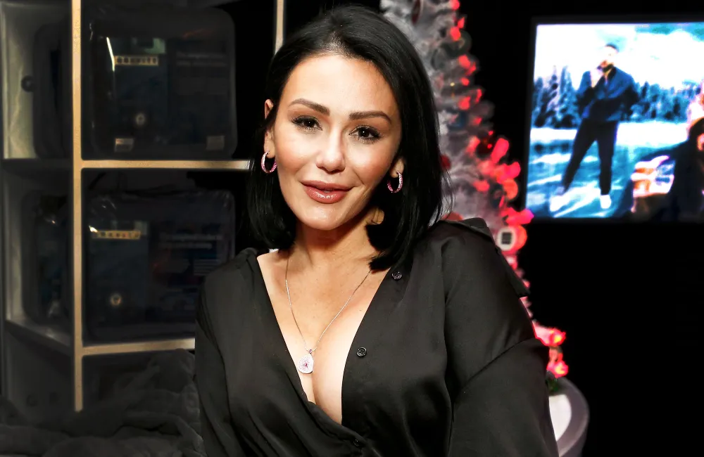 Jenni &lsquo;JWoww&rsquo; Farley Reveals She Has a 24-Year-Old Boyfriend Amid Divorce From Roger Mathews