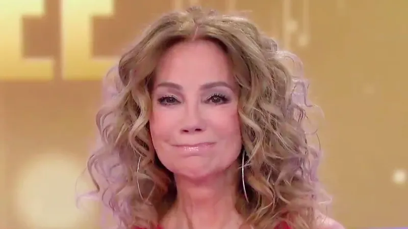 Kathie Lee Gifford Last Day Tears Up