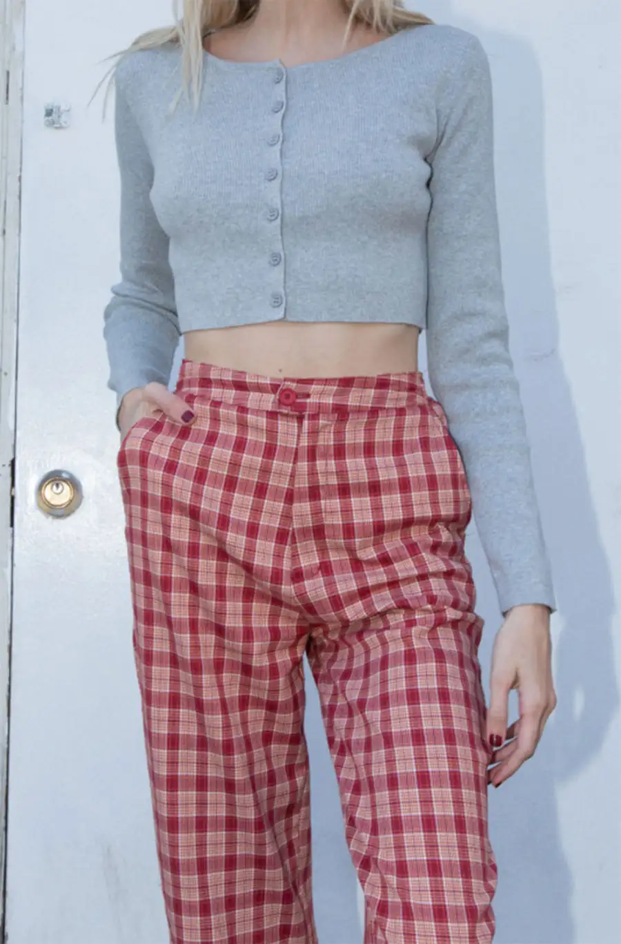 Kendal Jenner Is Bringing Back the Cropped Cardigan ‹ and So Can You