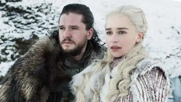 Game of Thrones Emilia Clarke Dresses as Jon Snow