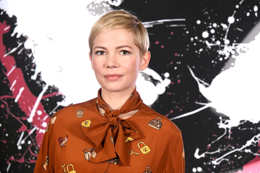 Michelle Williams Felt &lsquo;Paralyzed&rsquo; Discovering Mark Wahlberg Pay Gap