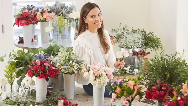 Monique Lhuillier and Bouqs