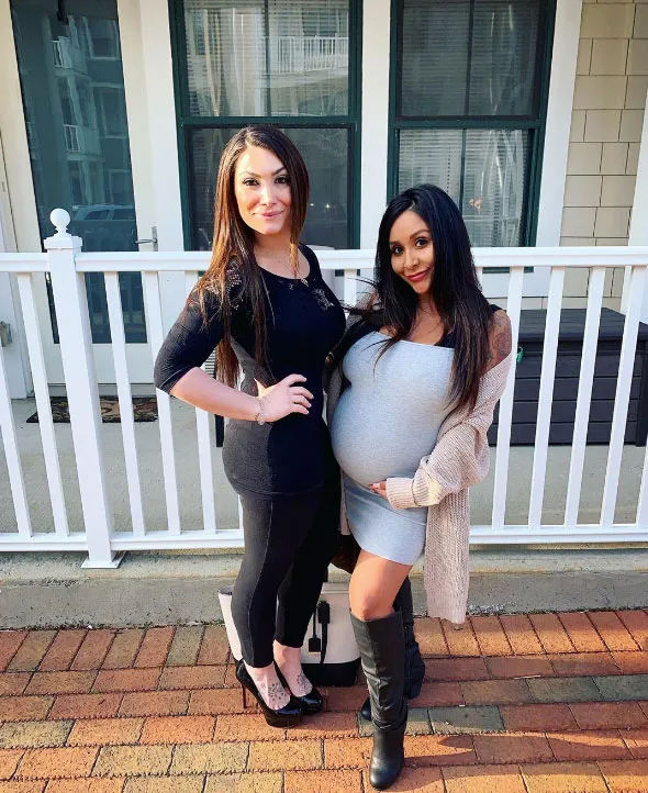 Nicole &lsquo;Snooki&rsquo; Shows Off Baby Bump While Deena Nicole Cortese Reveals Post-Baby Weight Loss
