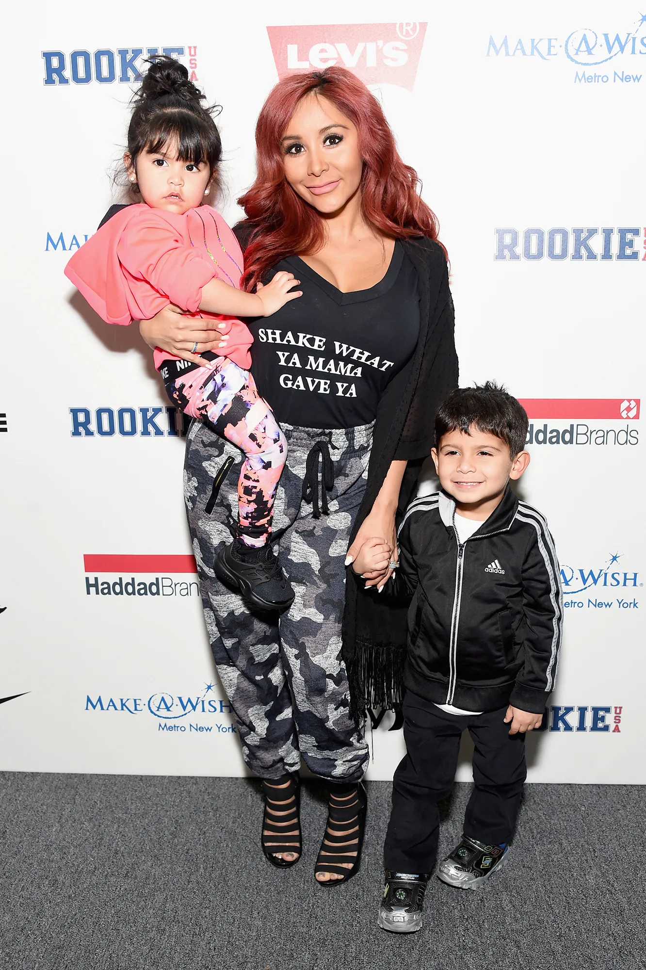 Nicole Snooki Polizzi Claps Back After Criticized For Using a Stroller at Disneyland I'm Not Losing My Offspring