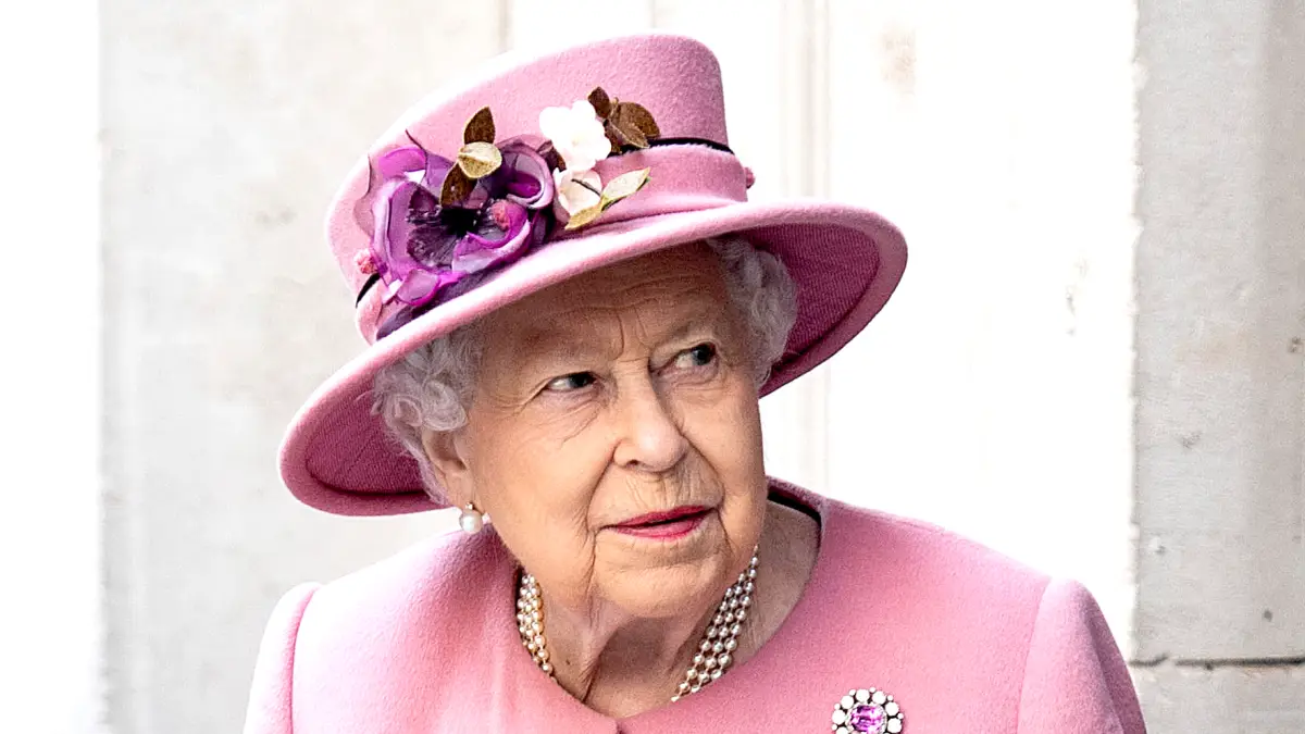 Queen-Elizabeth-II-prince-philip-not-driving