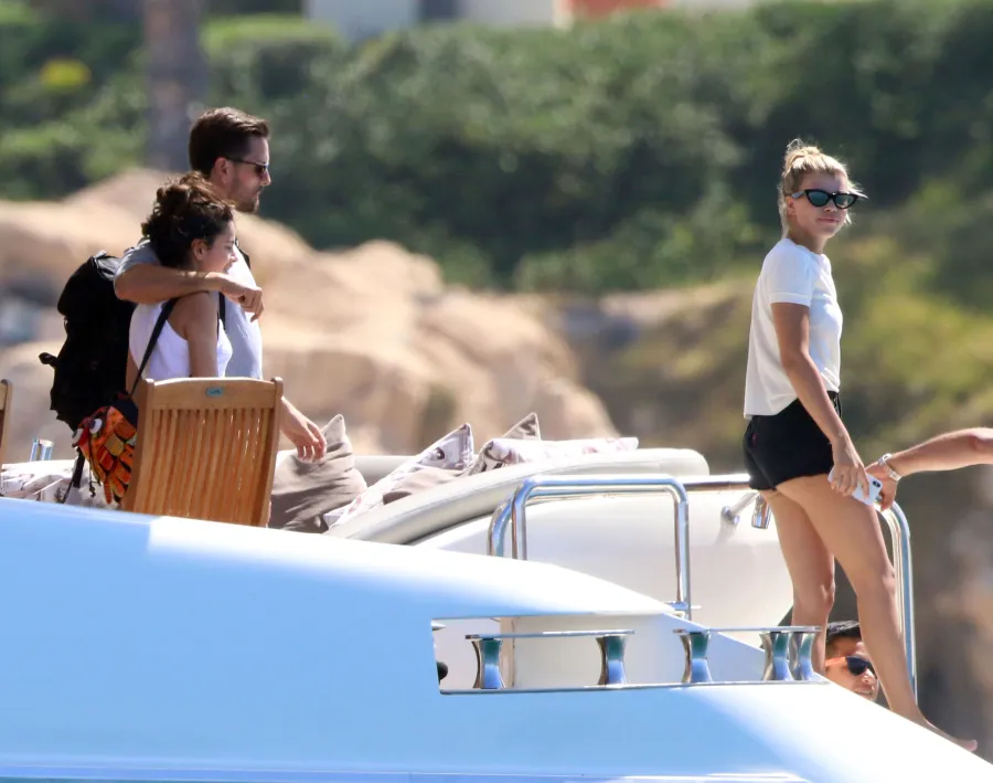 Scott Disick Sofia Richie vacation in Mexico