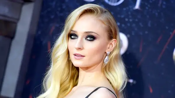 Sophie-Turner-Suicide