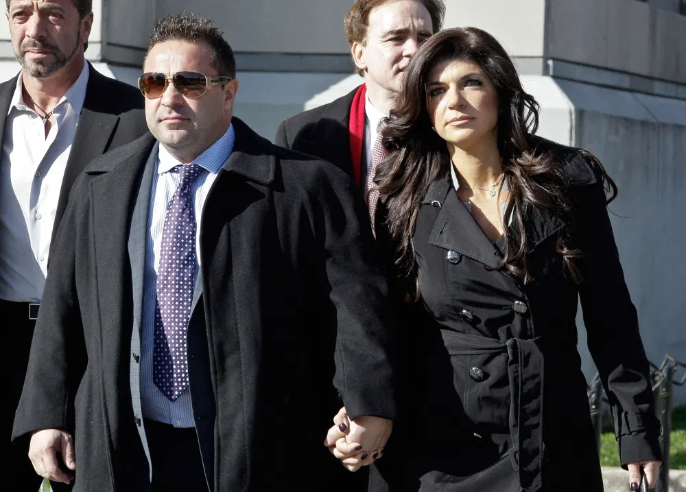 Teresa Giudices Joe Giudice Deportation Delayed
