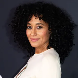 Celeb Makeup Artist Romy Soleimani Spills Her Facial Massage and Skincare Tips for a Naturally Glowing Complexion