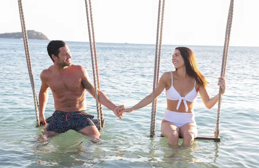 Val Chmerkovskiy Jenna Johnson Honeymoon