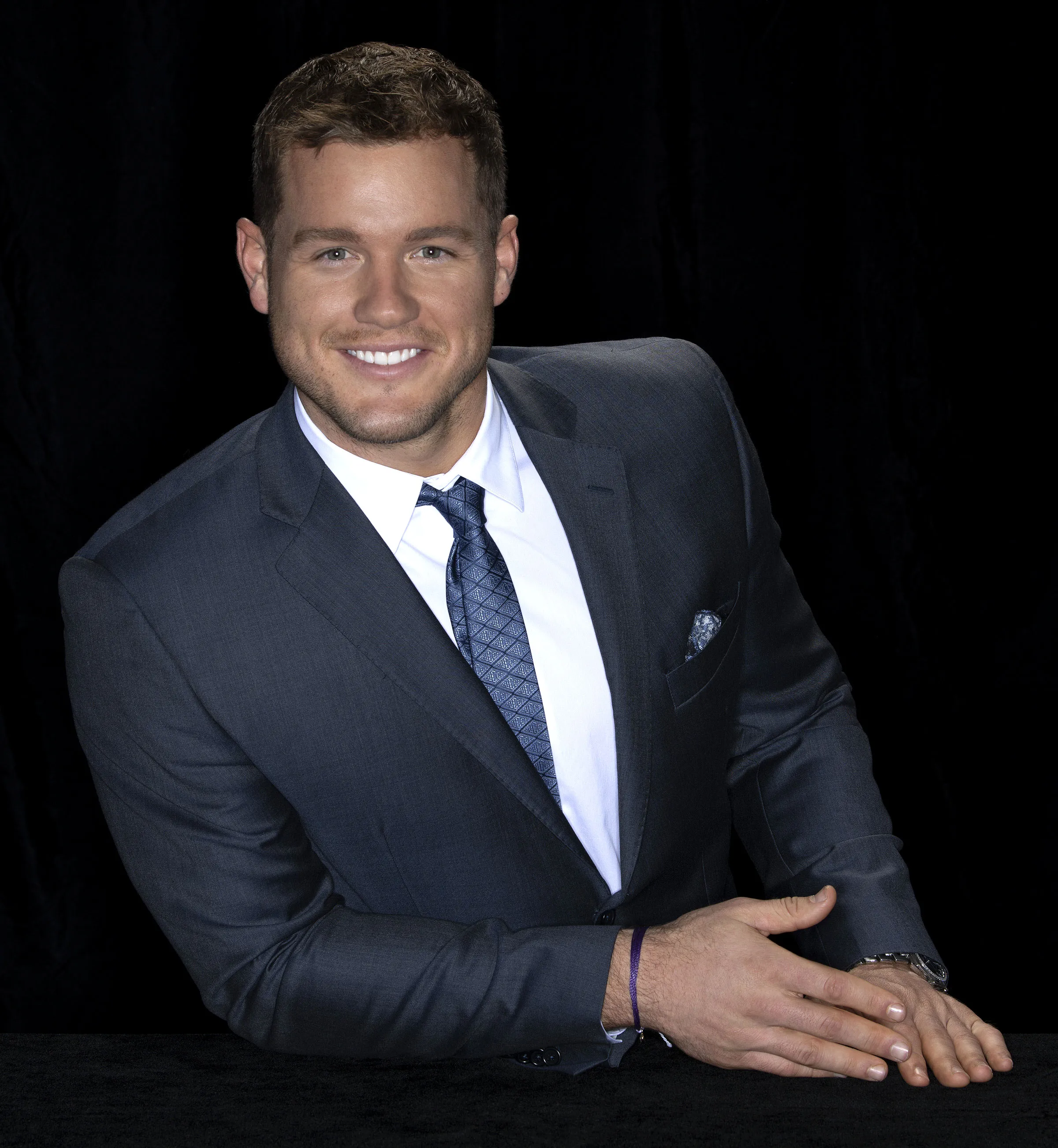 Colton Underwood Reenacted Fence-Jumping Scene Busy Tonight