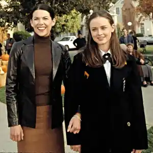 Gilmore Girls Stars Hollow Fictional Towns