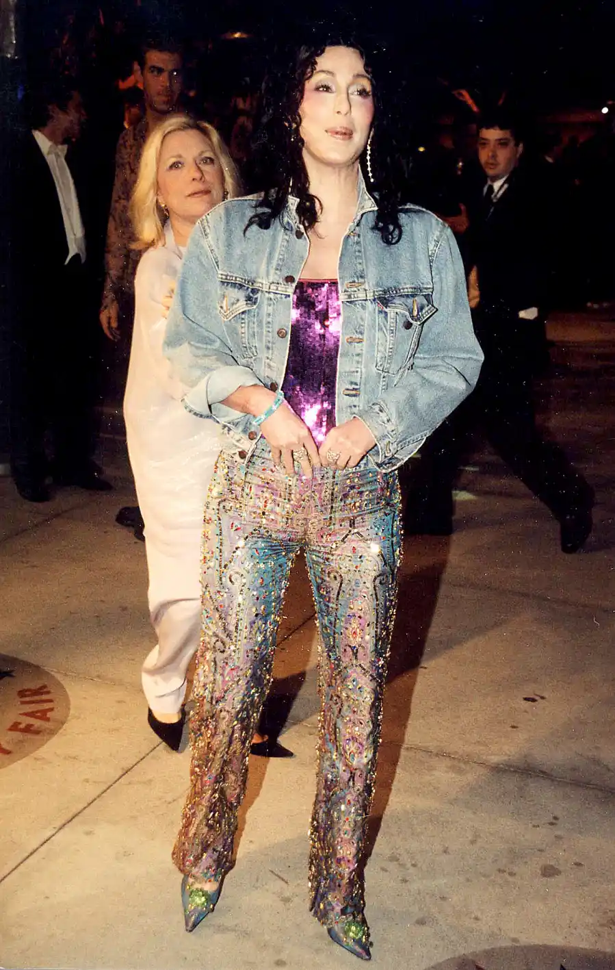 2000-2-cher