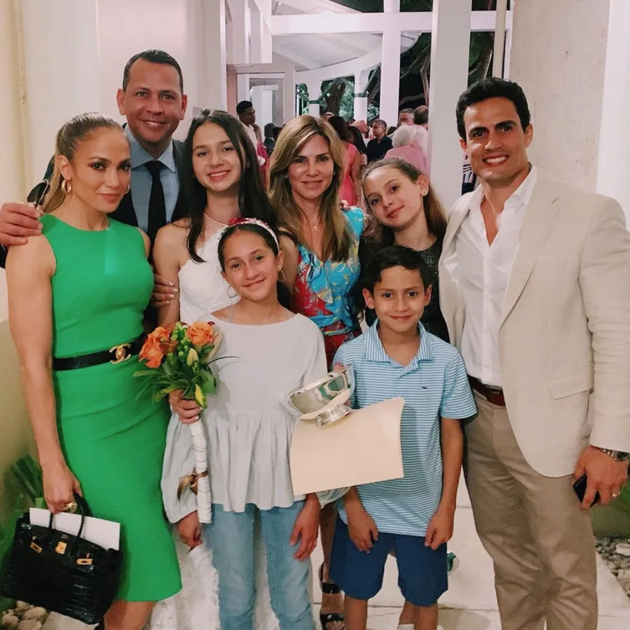 Alex-Rodriguez-Natasha-graduation