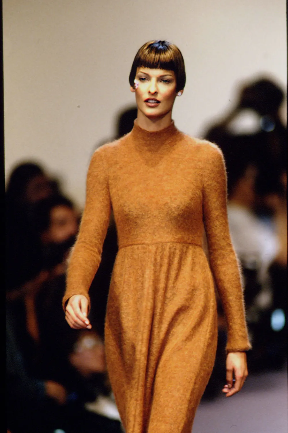 All About Charlize Theron&rsquo;s New Blunt Bangs