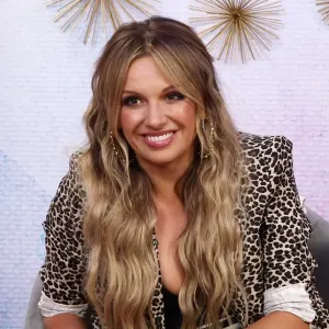 Carly Pearce Says Jake Owen to Sing First Dance at Her Wedding