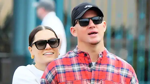 Channing Tatum Jessie J Disneyland Date PDA