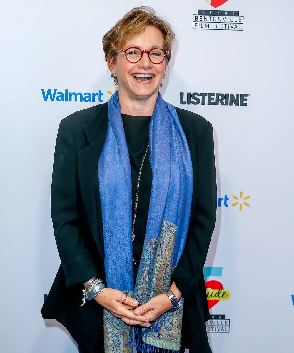 Gabrielle-Carteris-then-and-now-90210