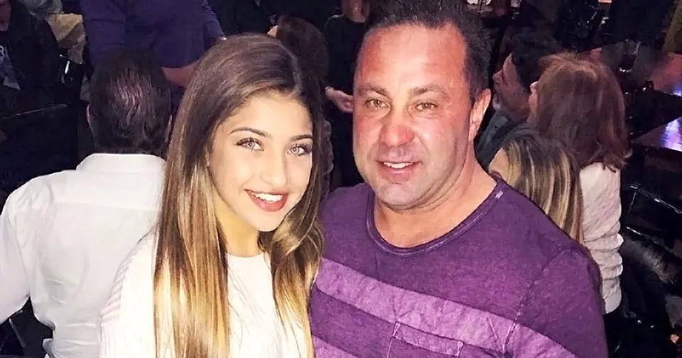 Gia Giudice Prom Amid Dad Joe Deportation Battle