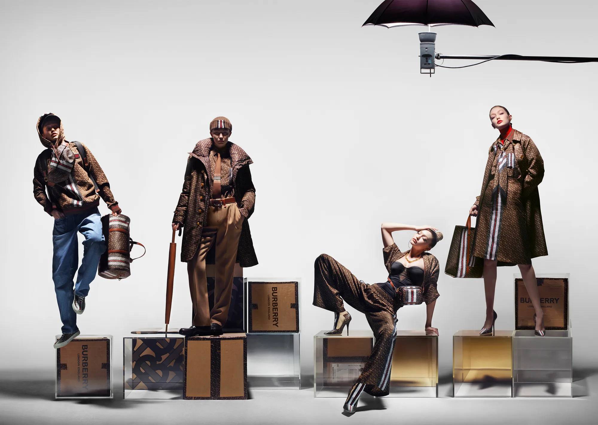 Gigi-Hadid-Gender-Bending-Burberry-Campaign