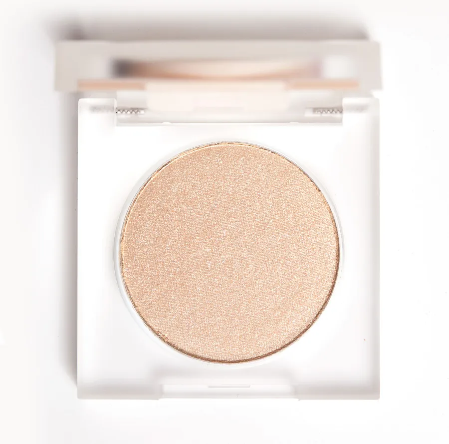 Highlighter-KKW-Bridal-Forever-Highlighter-Pan-Open