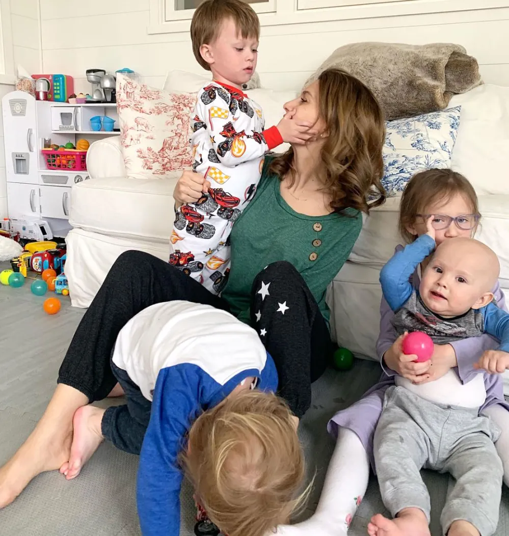 Hilaria Baldwin Mom Shamers