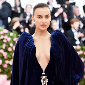 Irina Shayk Harry Josh Told Us How He Got Irina Shayk's Super Sleek Met Gala Hairstyle