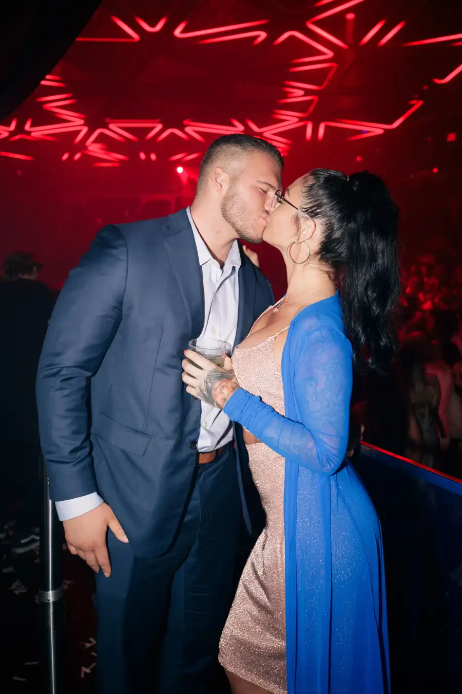 JWoww and Her BF Make Red Carpet Debut in Vegas, Party at Nightclubs