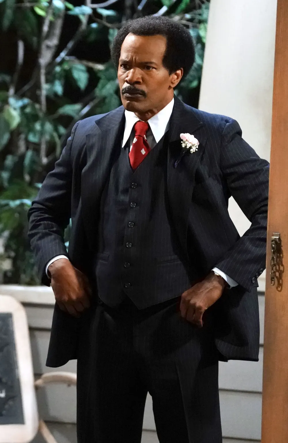 Jamie Foxx Flubs Line and Breaks Character as George Jefferson on &lsquo;All in the Family&rsquo; Live Special