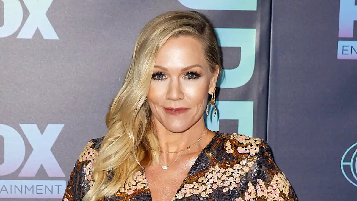 Jennie Garth BH90210