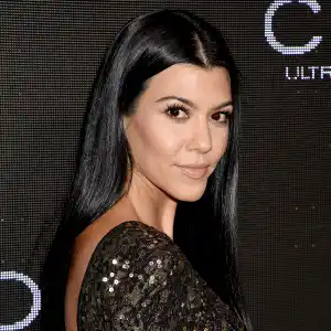 Kourtney-Kardashian-pink-latte