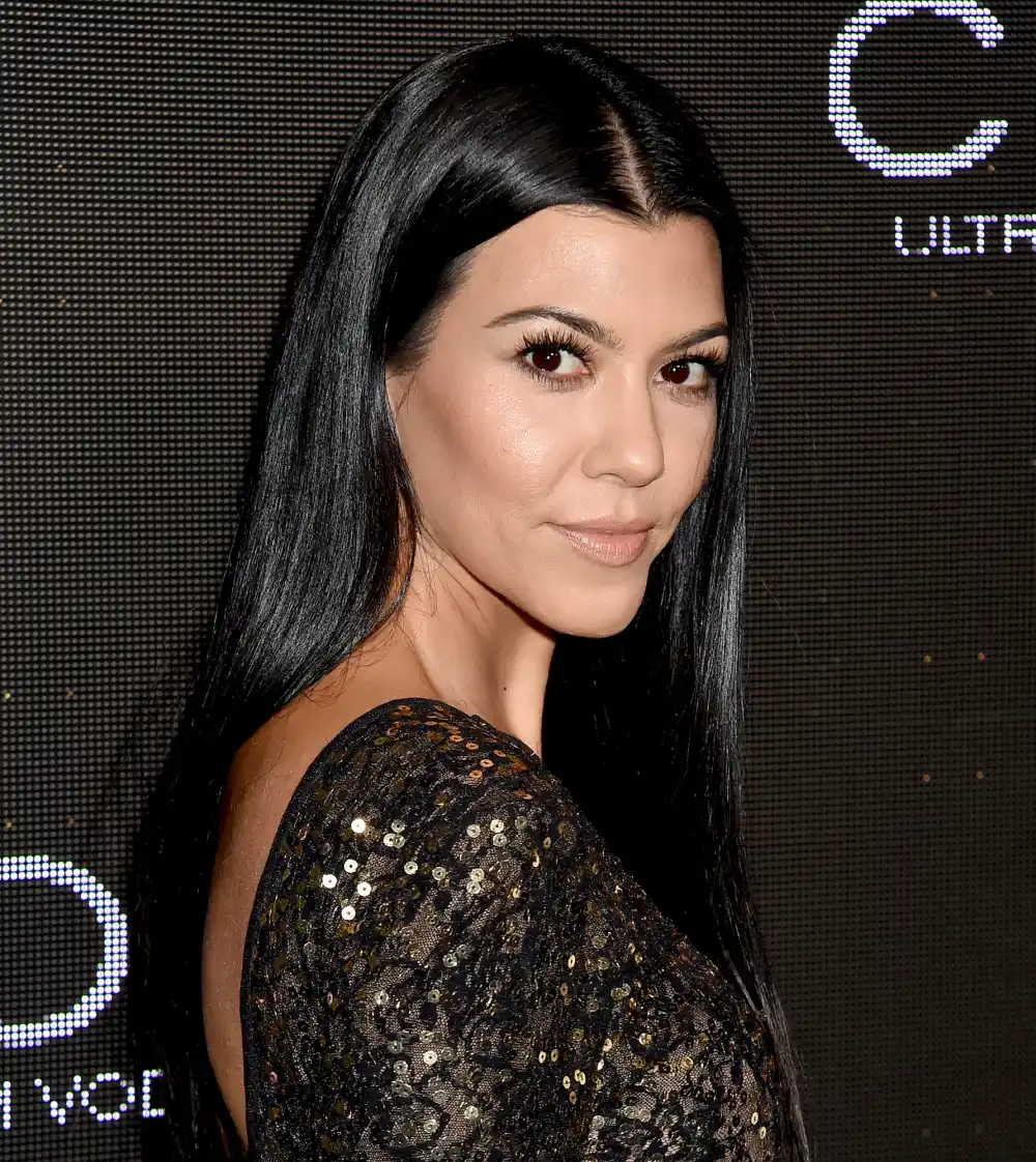 Kourtney-Kardashian-pink-latte