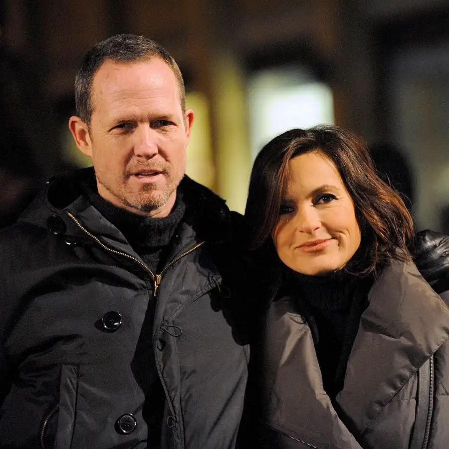 Law-and-Order-SVU-Taylor-Swift-pin