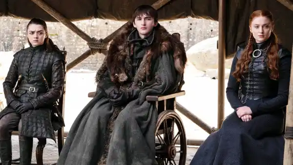 Maisie Williams Isaac Hempstead Wright Sophie Turner Game of Thrones Series Finale Worst Episode