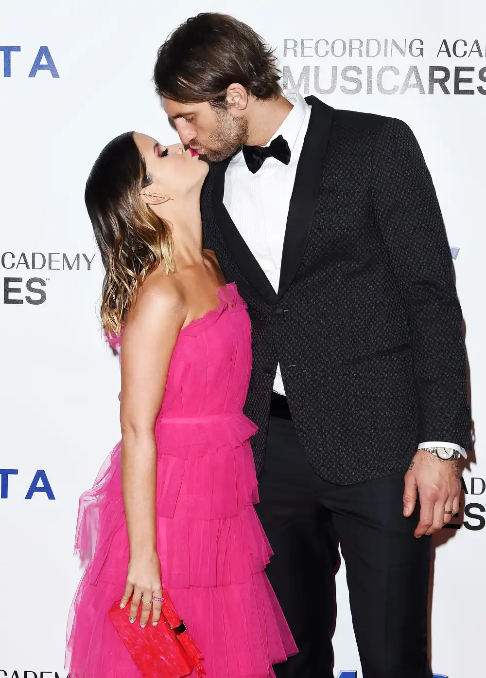 Maren Morris Laughs Ryan Hurd Couples Therapy Rumors