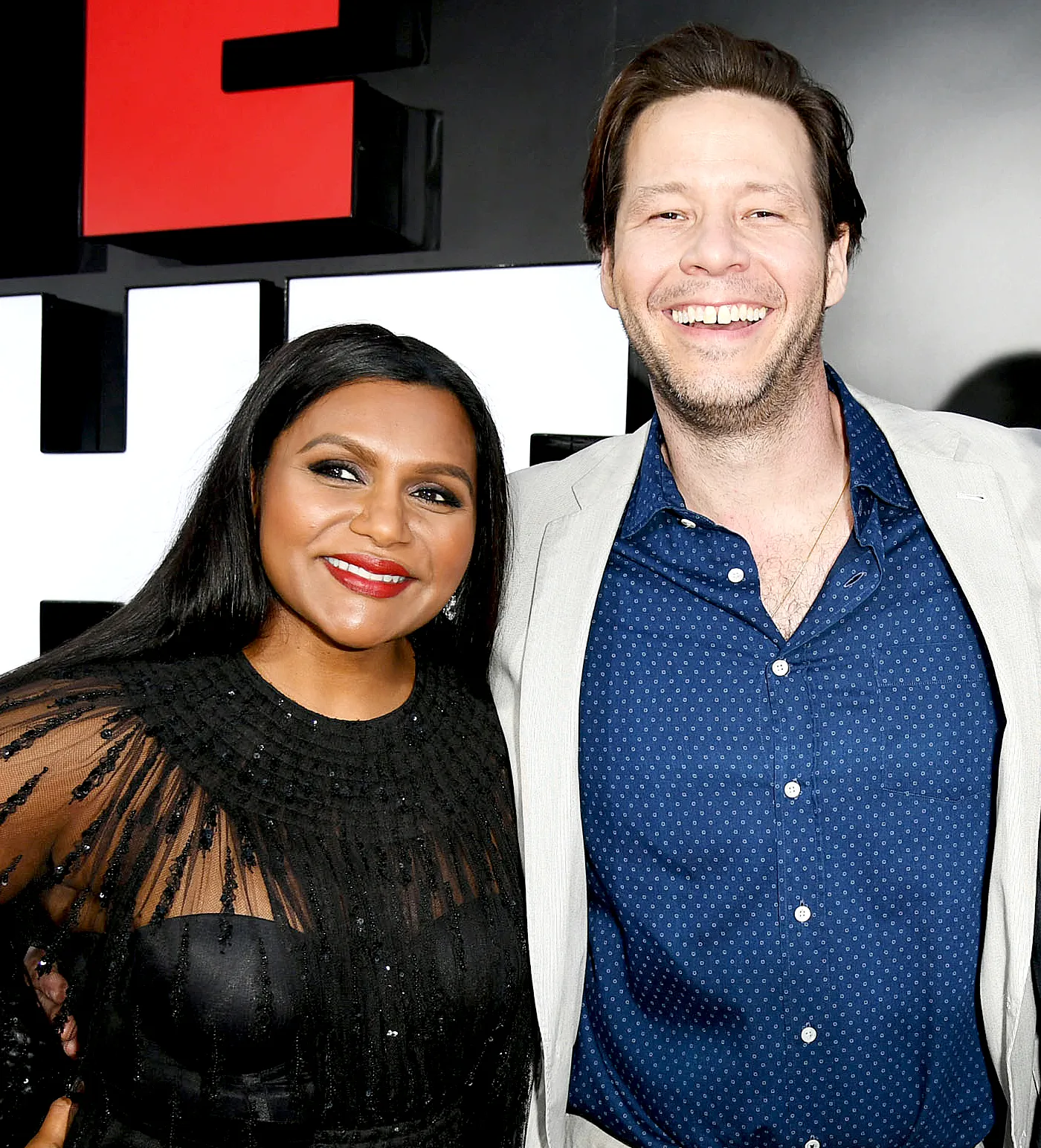 Mindy-Kaling-Ike-Barinholtz