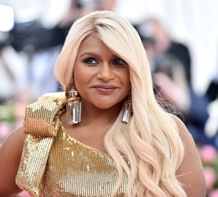 Mindy-Kaling-Met-Gala-2019