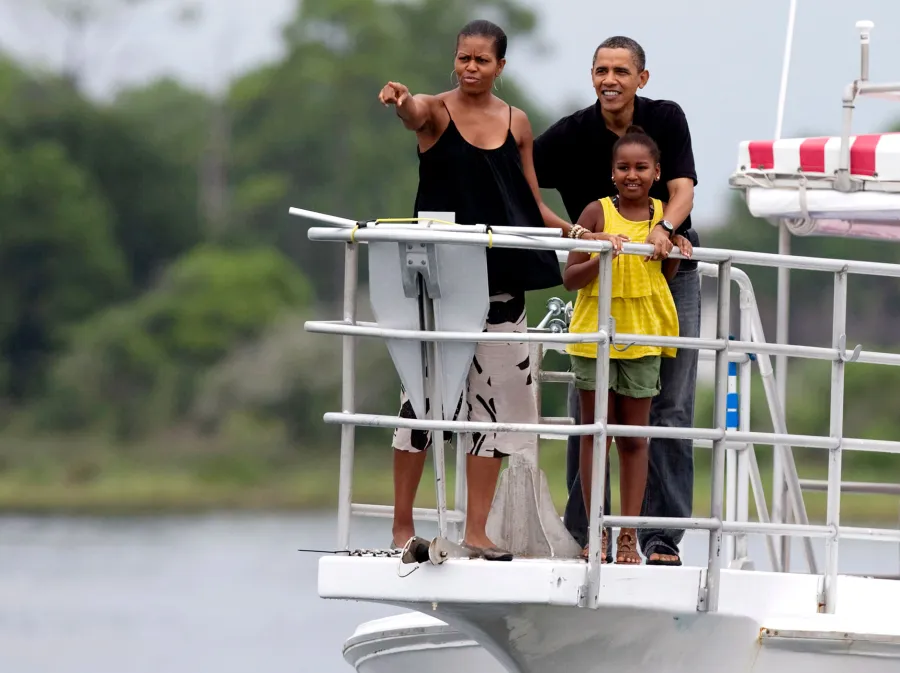 Barack Obama Michelle Sasha Obama Family Gallery