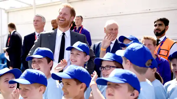 Prince-Harry-Helps-Open-The-Cricket-World-Cup