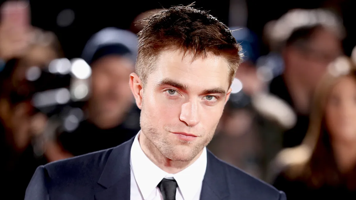 Robert-Pattinson-Is-In-Negotiations-to-Play-Batman