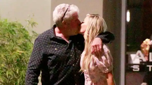 Ron-Perlman-Spotted-Kissing-StartUp-Costar-Allison-Dunbar