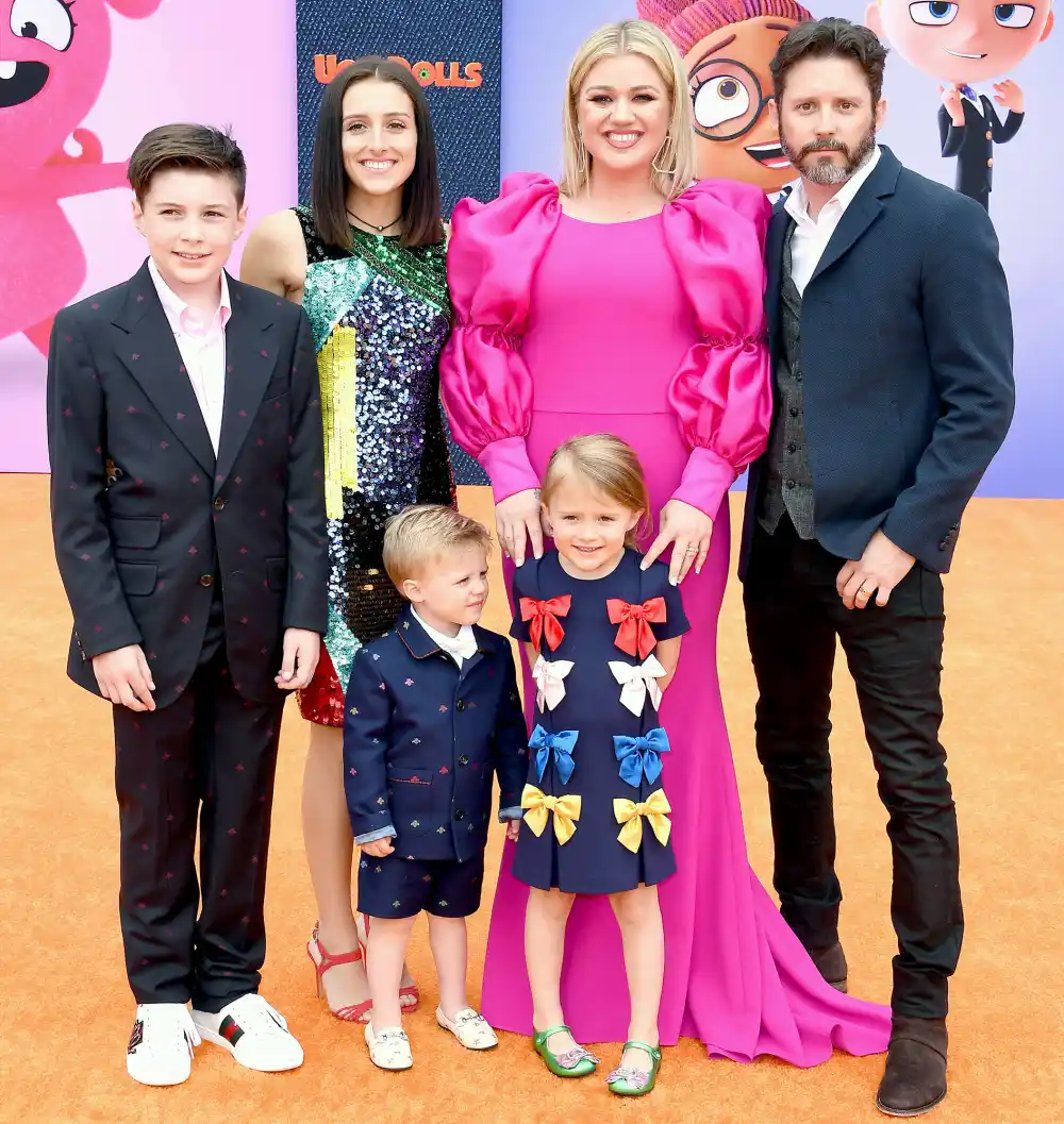 Seth-Blackstock,-Remington-Alexander-Blackstock,-Savannah-Blackstock,-Kelly-Clarkson,-River-Rose-Blackstock,-and-Brandon-Blackstock